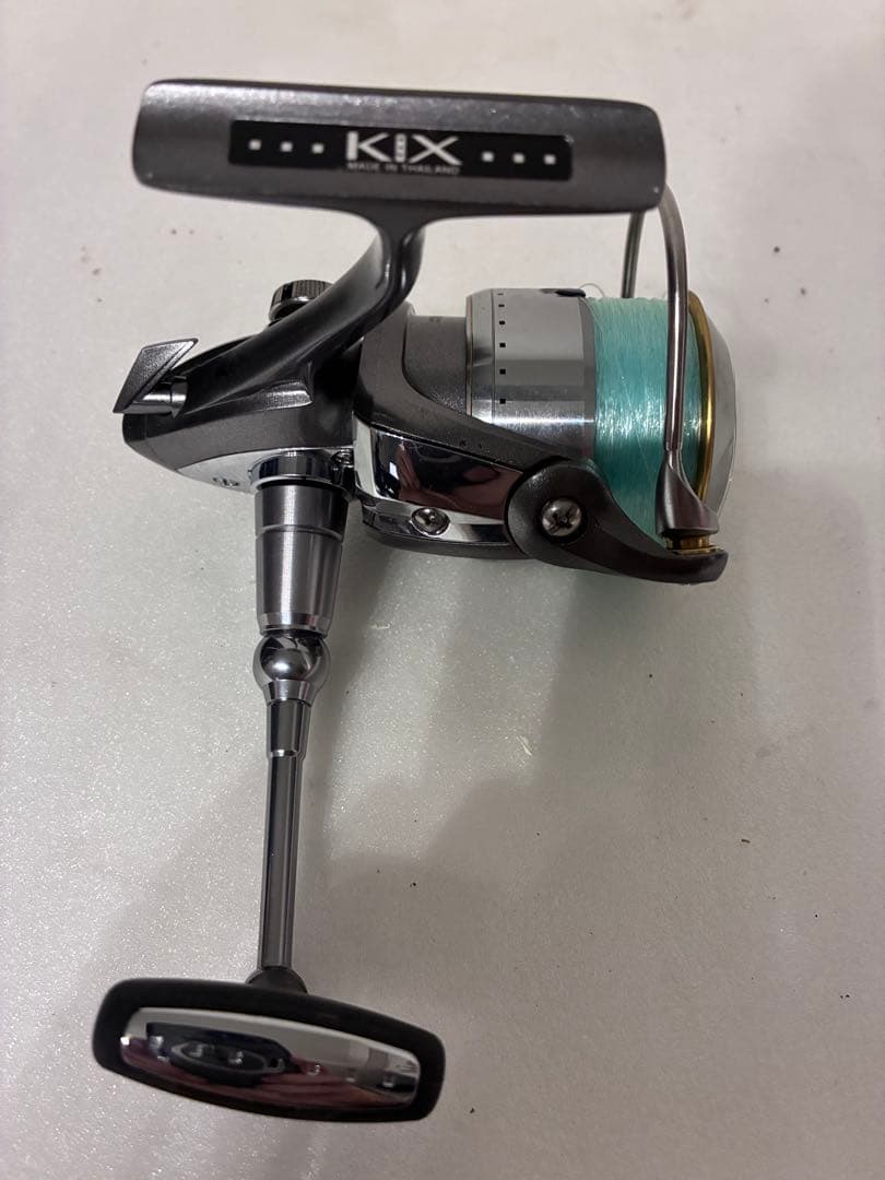 DAIWA CALDIA KIX 3000 スピニングリール