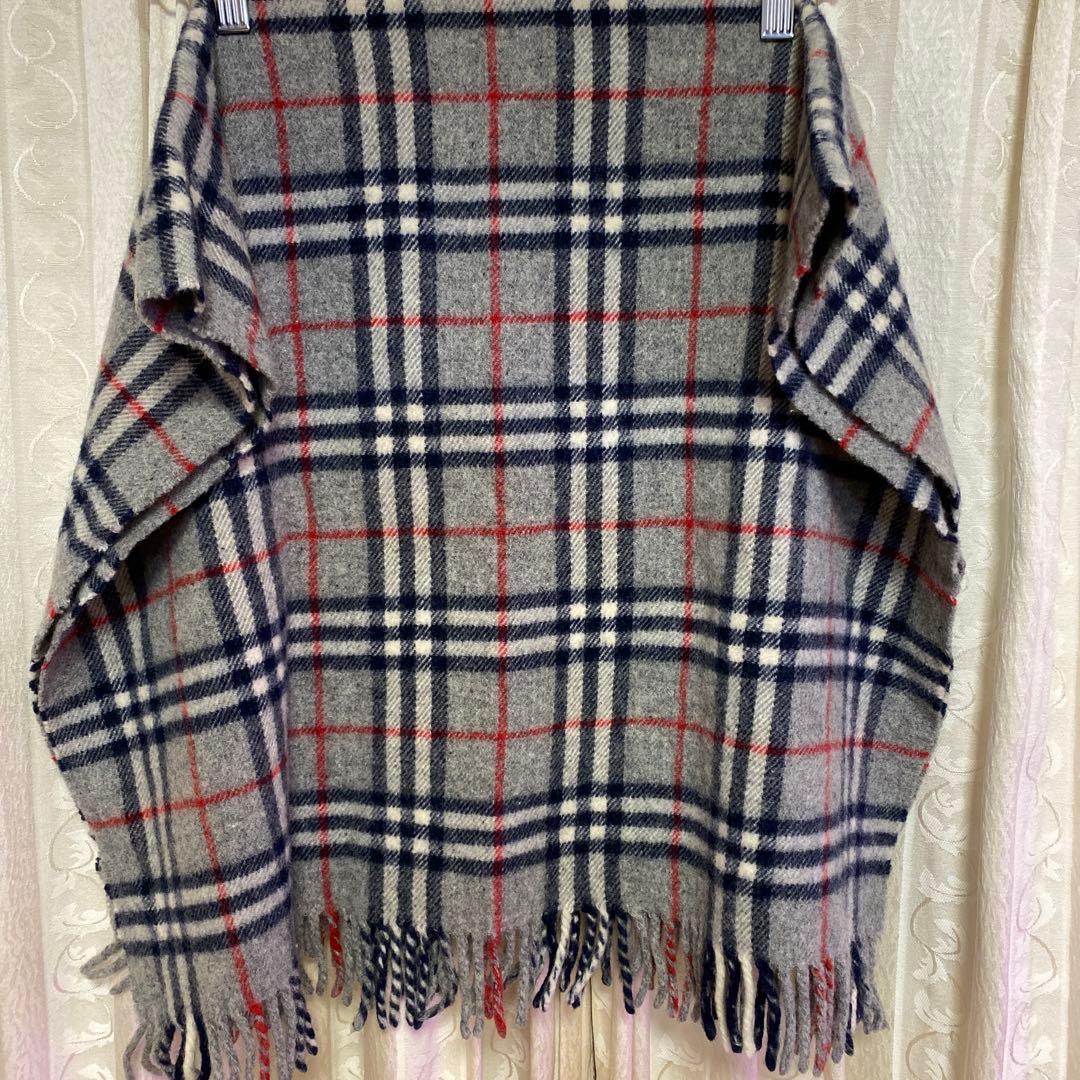 美品　バーバリーBurberrys　ウールひざ掛け　ブランケット　グレーチェック