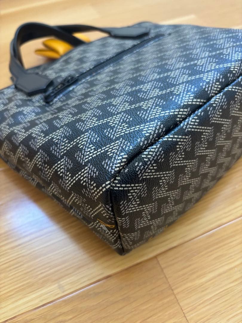 未使用に近い状態　レザレクション　カートバッグ＋カナリー