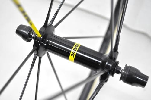 MAVIC KSYRIUM Pro UST フロントホイール