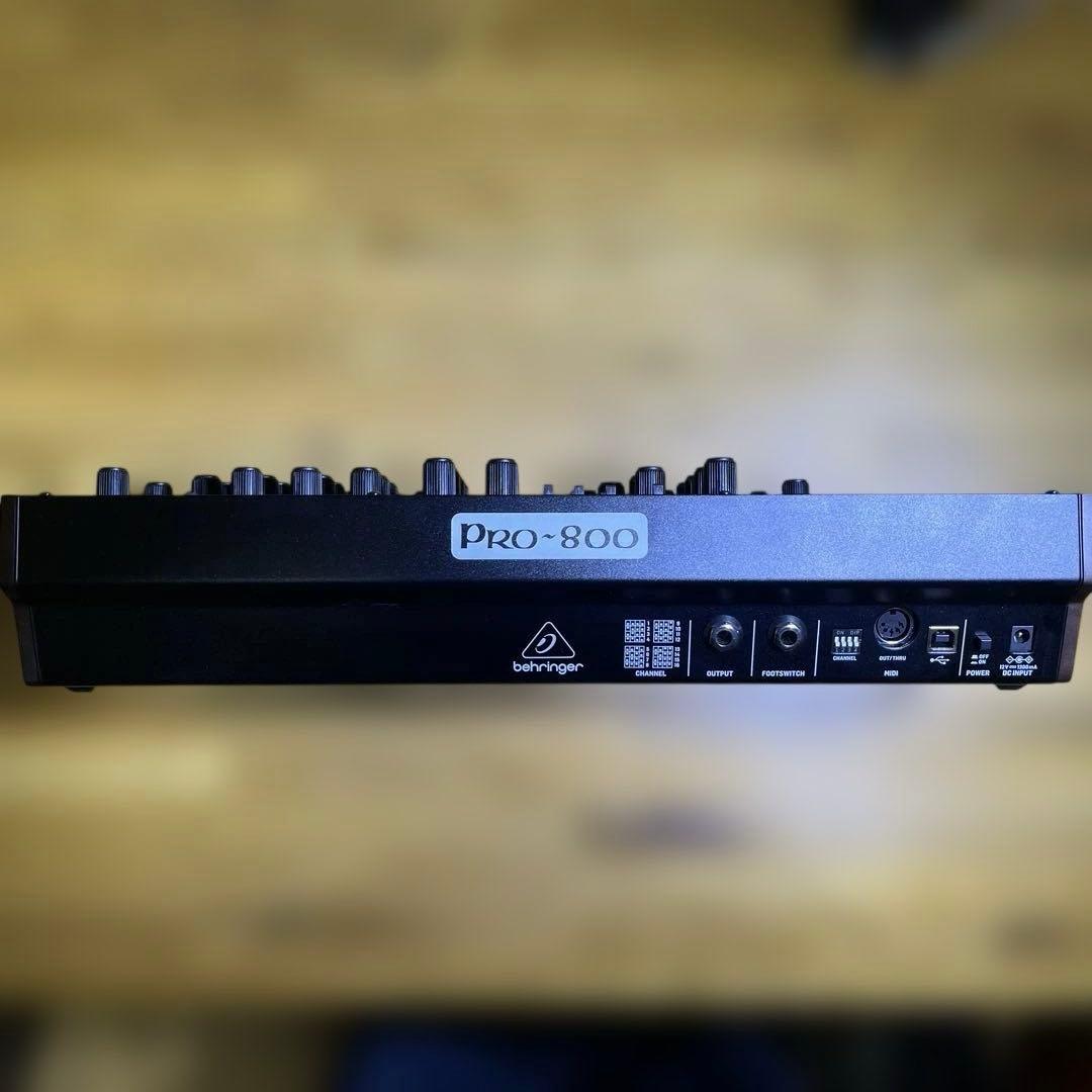 鍵盤楽器 behringer PRO-800