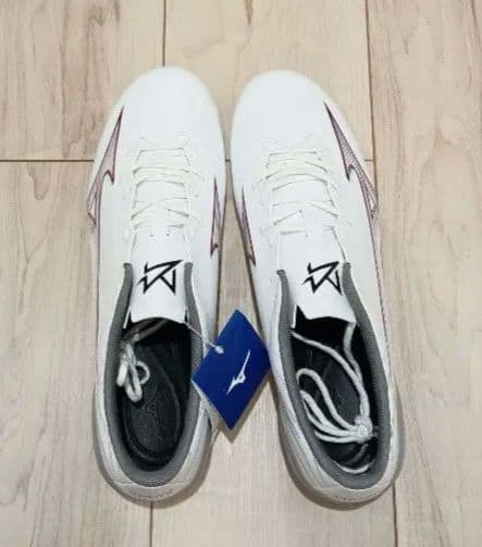 Mizunoサッカーシューズ　ミズノアルファ ホワイト　27ｃｍ
