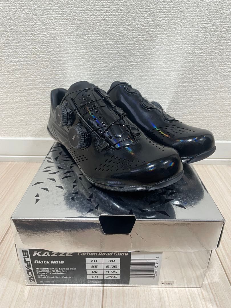 【新品未使用】SUPACAZ KAZZE Black Holo サイズ24.5