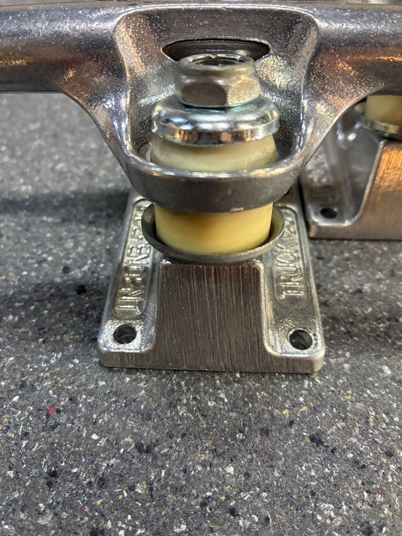 インディペンデントトラックSTAGE 11 109 HI（STANDARD）