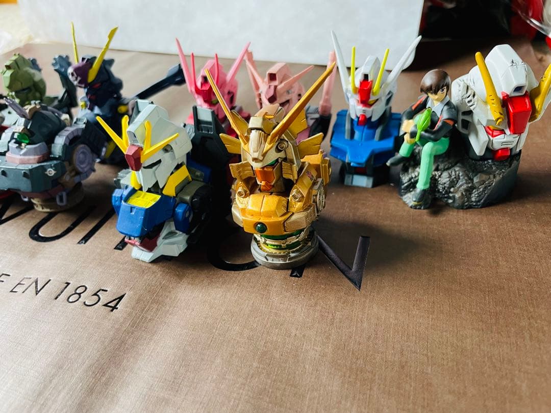 機動戦士ガンダムヘッド　フィギュアセット