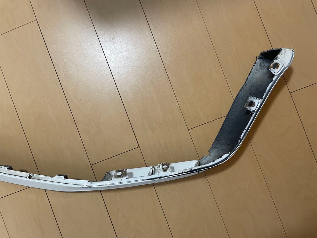 R32純正フロントリップ　180sxにて使用加工あり