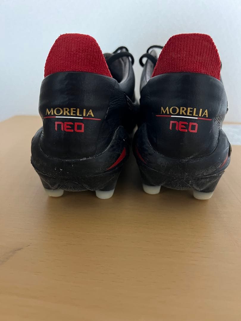 値下げ可‼️Mizuno サッカースパイク ブラック/レッド　モレリアネオ4