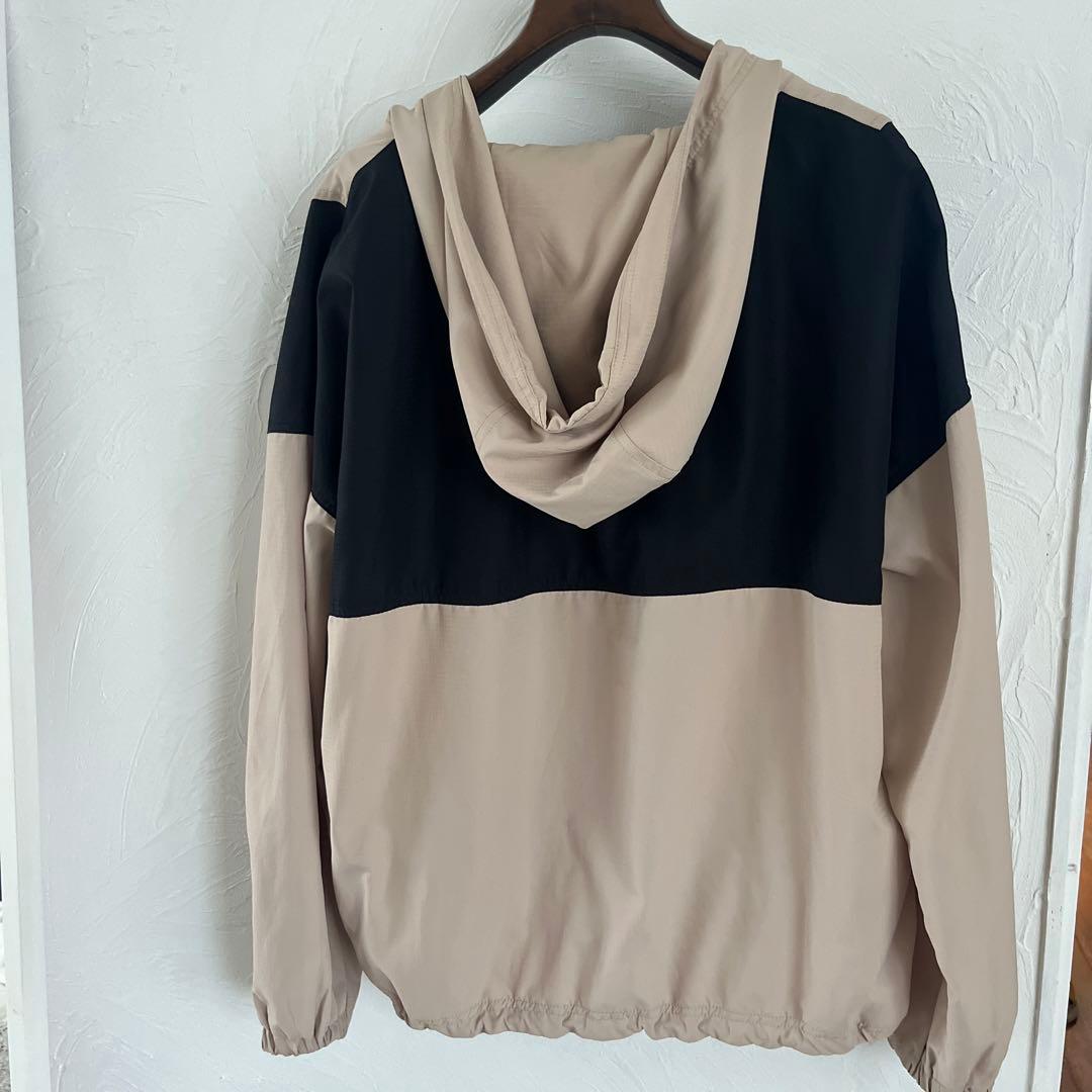 BEAMS DESIGN TISBAR ウィンドブレーカー