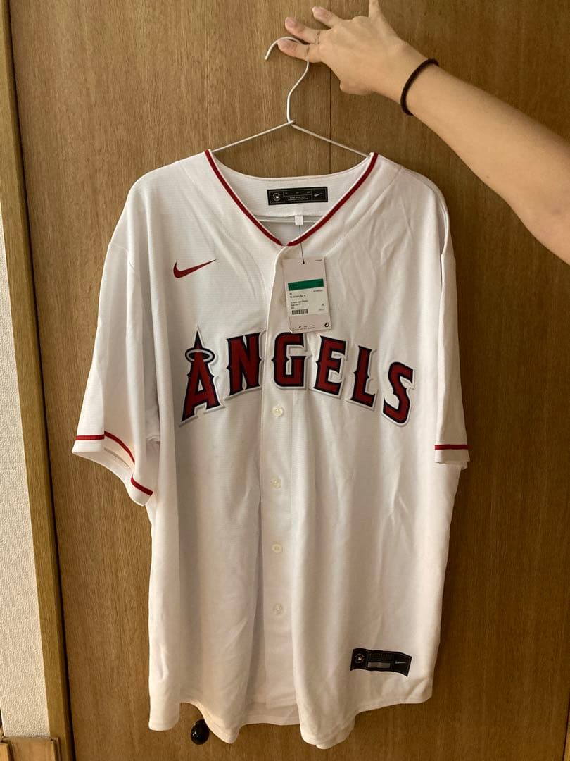 サインあり　Nike エンゼルス ユニフォーム XL ボビー・バレンタイン