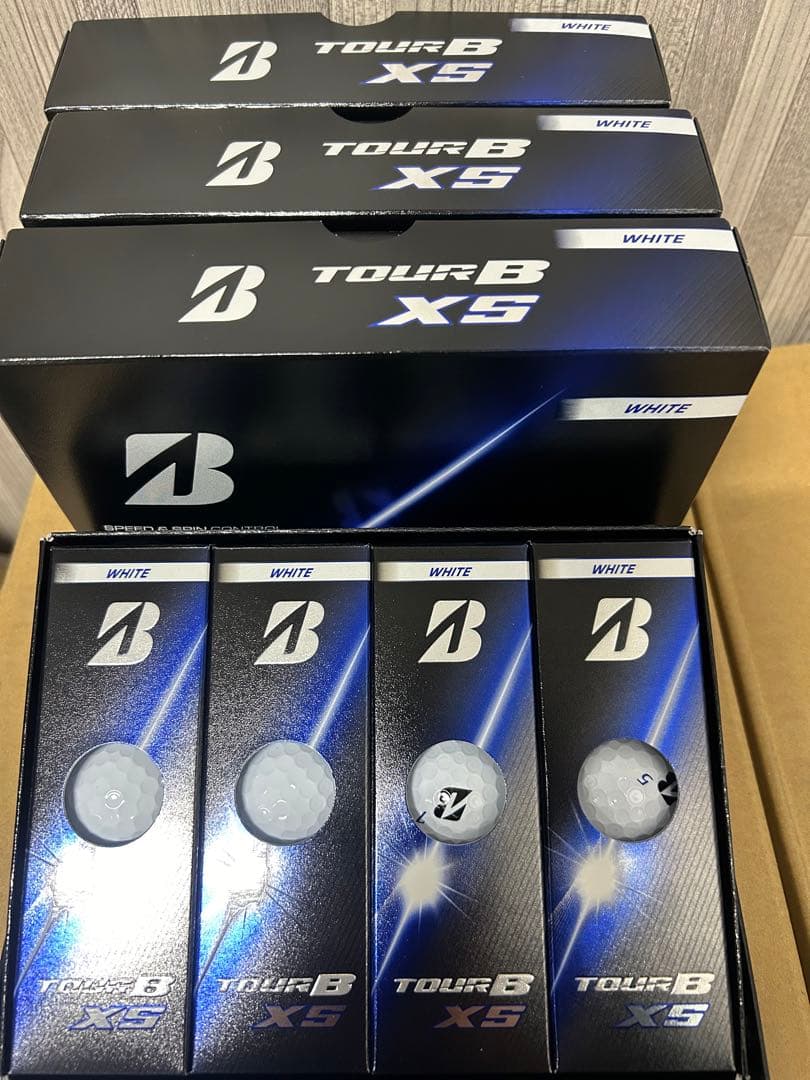 【2026】★最新TOUR B XSボール ホワイト 4ダース