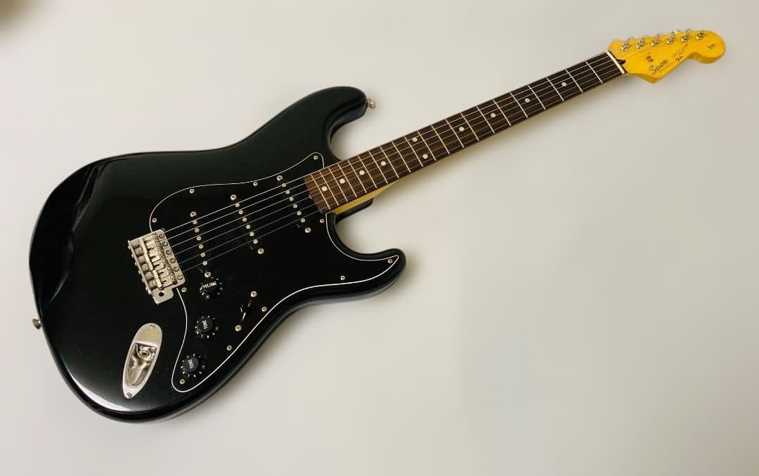 ギター FENDER SQUIER SST-33 SILVER SERIES