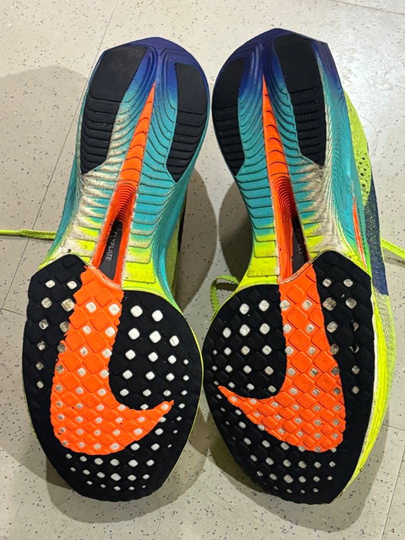 NIKE ズームX ヴェイパーフライ ネクスト% 3