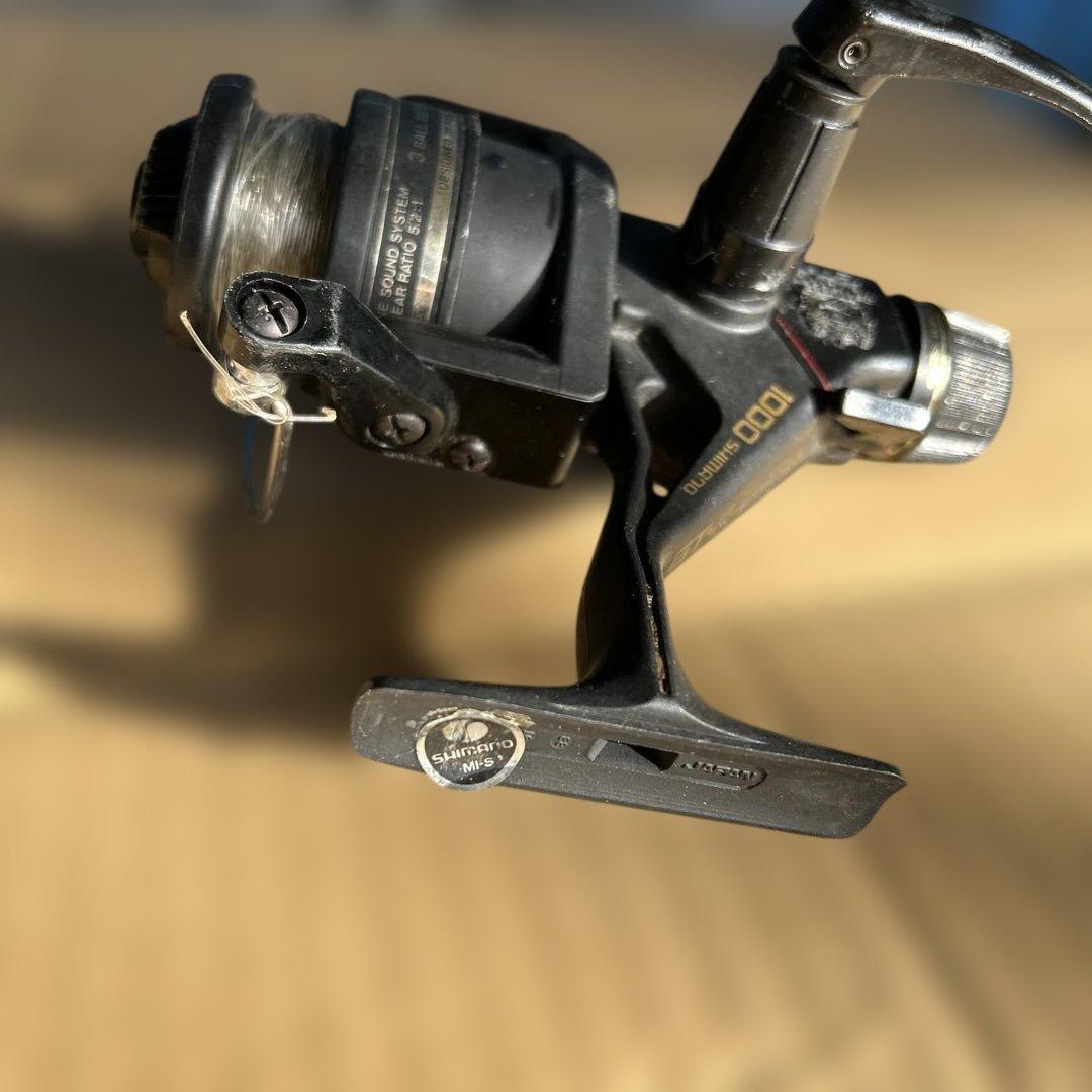 SHIMANO 1000 スピニングリール