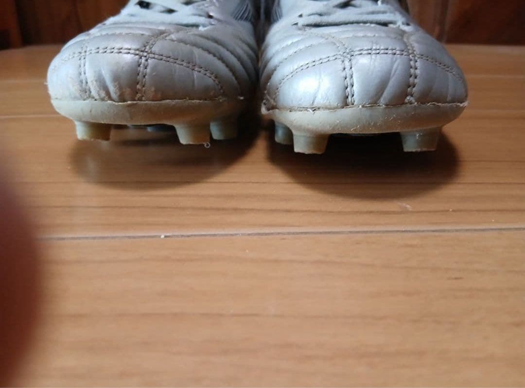 Mizuno モレリア　ネオ3　シルバー スパイク