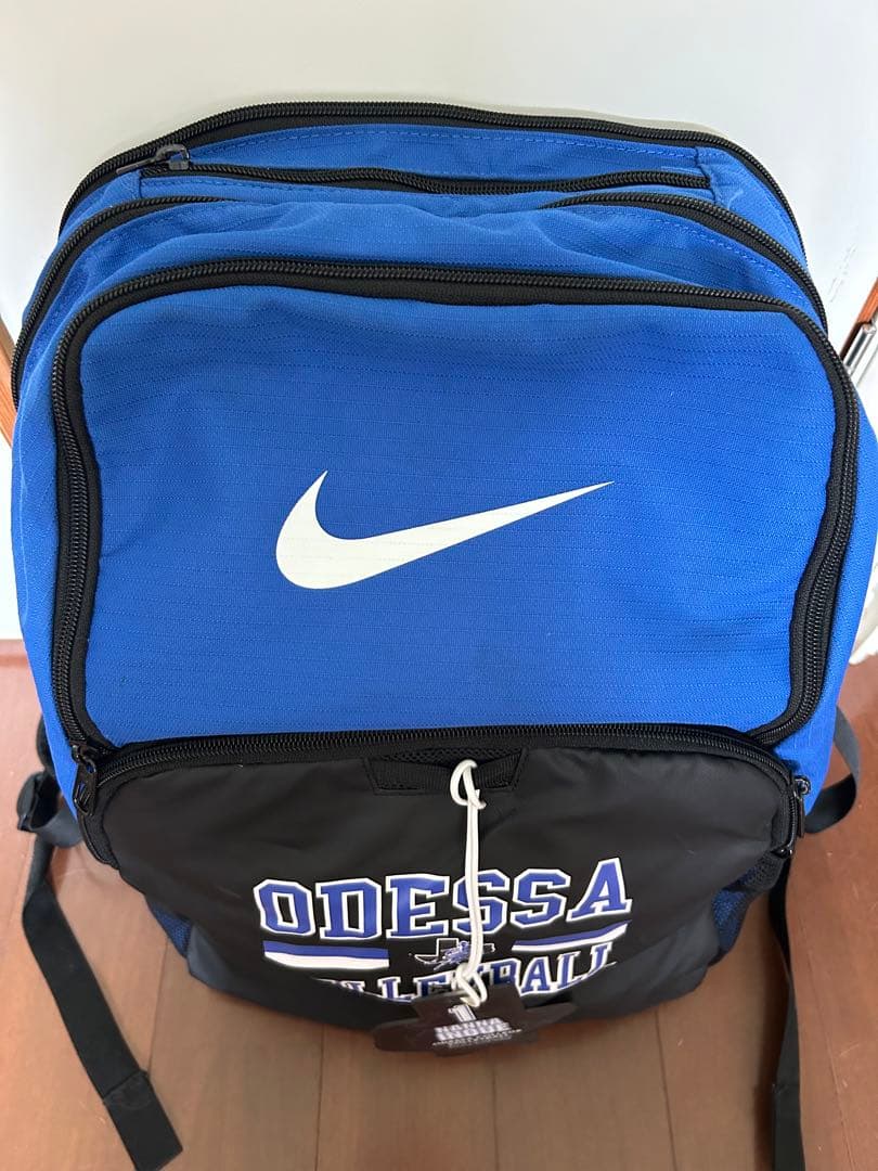 連休SALE！海外限定一点物　美品　NIKEバレーボールロゴ入り　スポーツバック