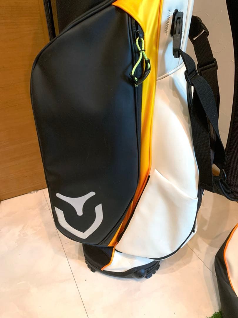 希少　完売　軽量　ベゼル　スタンド　キャディバッグ　7.5型