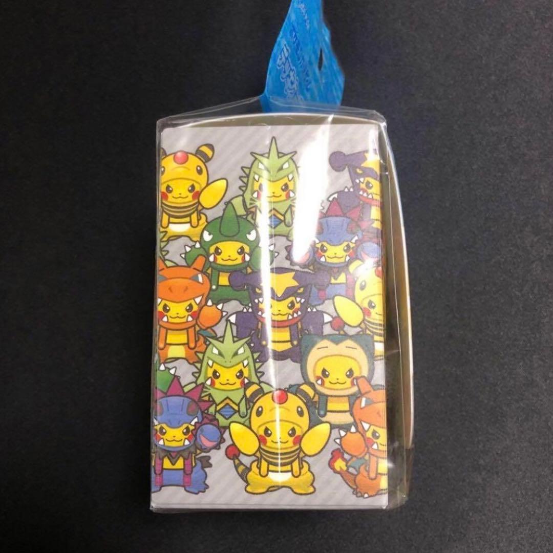 【ポケモンカード】絶版！超貴重　着ぐるみピカチュウ集合　ポンチョ デッキケース