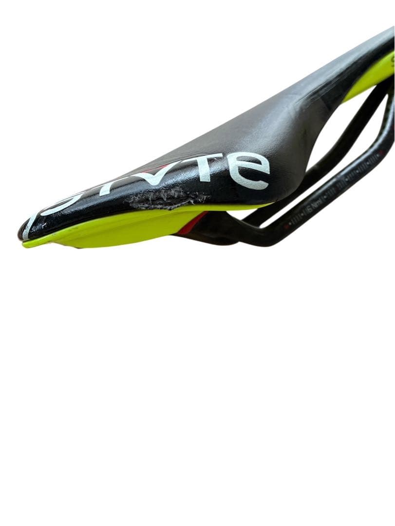 アスチュート SKYLINE CARBONIO