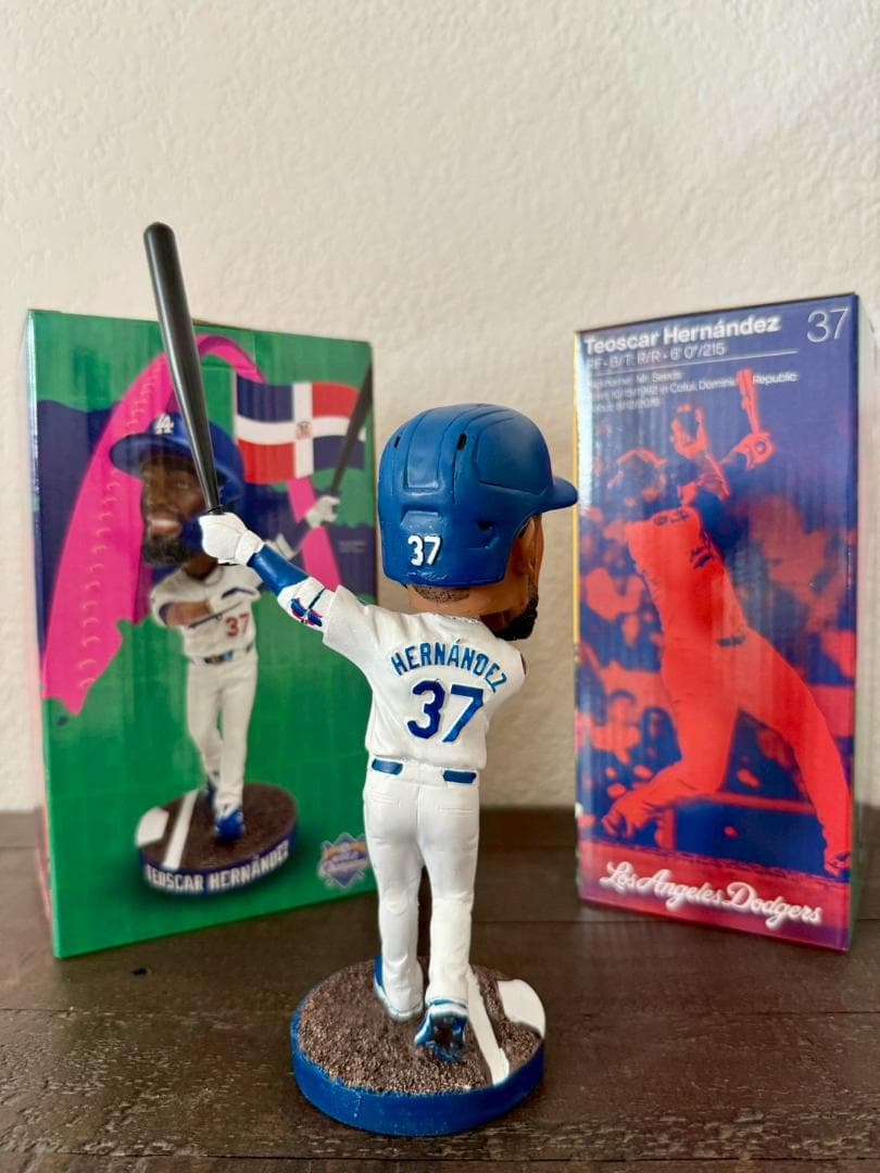 【非売品・限定品】LA Dodgers テオスカー・ヘルナンデス ボブルヘッド