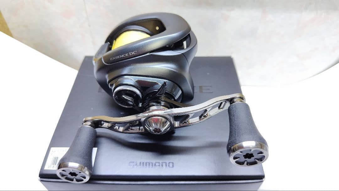超美品22 エクスセンス DC XG RIGHT中古PEラインハンドルオマケ付き