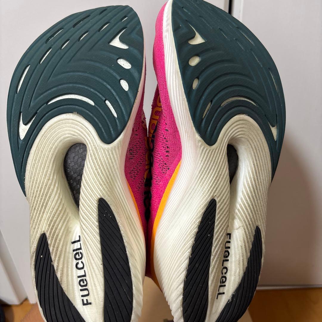 スパイク・シューズ New Balance FuelCell RC ELITE V2 28cm