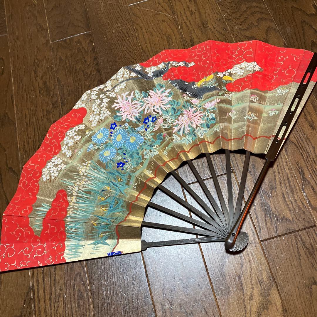 京都十松屋福井扇舗　華やかな花柄 舞扇子