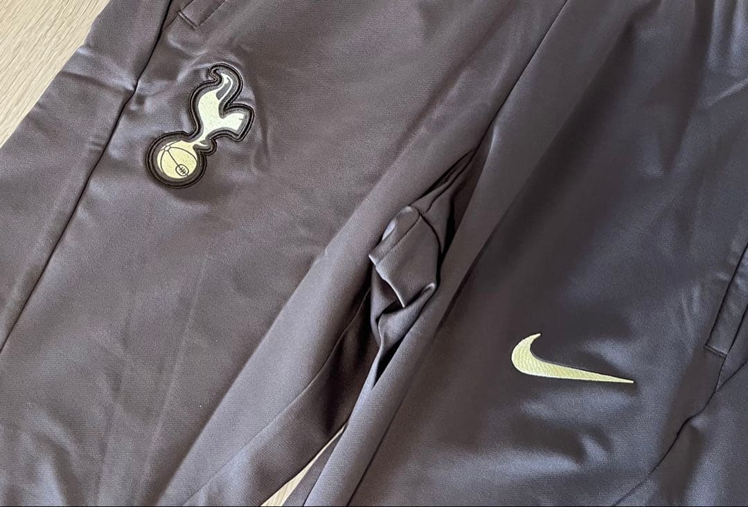 NIKE トッテナム　スパーズ　トラックパンツ　トレーニングパンツ　ジャージ