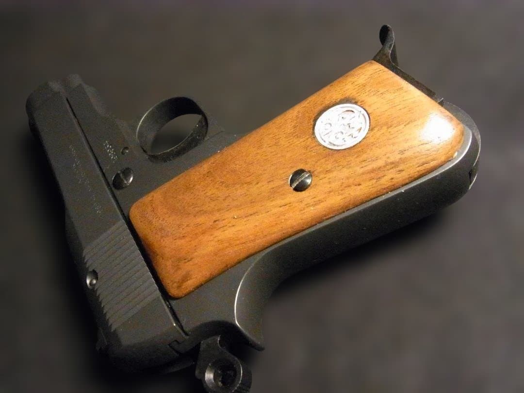 タナカ ベレッタ1934 木製グリップ ケース付き