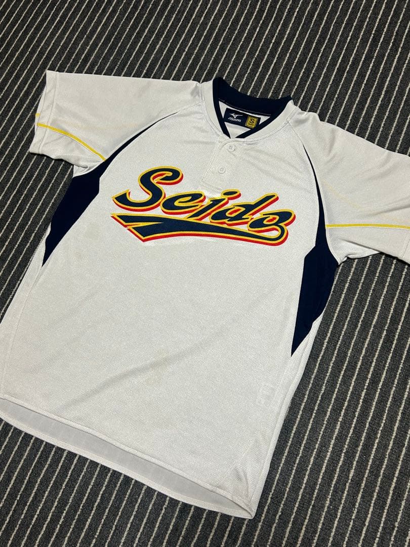 野球漫画ダイヤのA青道高校野球部ミズノ製ユニフォーム型Tシャツ　Sサイズ