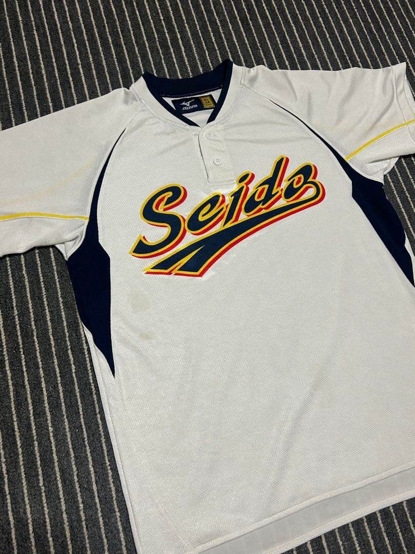 野球漫画ダイヤのA青道高校野球部ミズノ製ユニフォーム型Tシャツ　Sサイズ