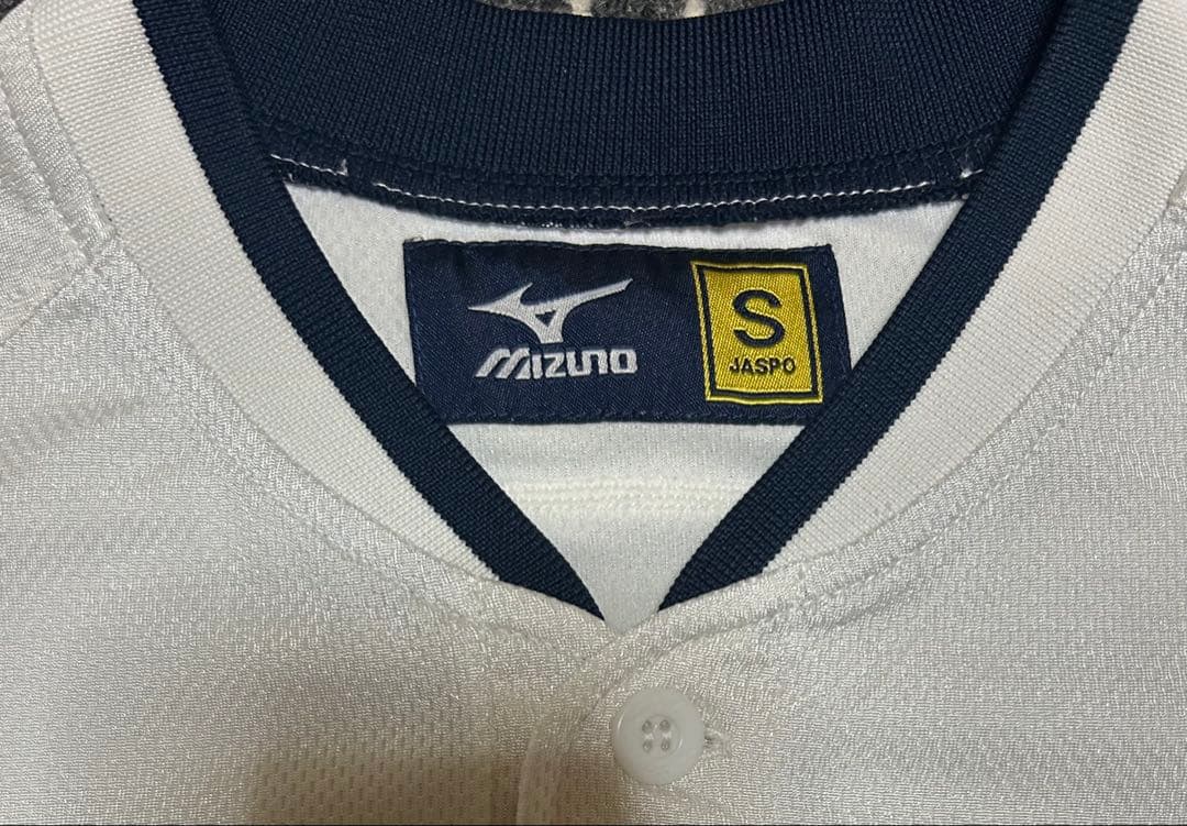 野球漫画ダイヤのA青道高校野球部ミズノ製ユニフォーム型Tシャツ　Sサイズ