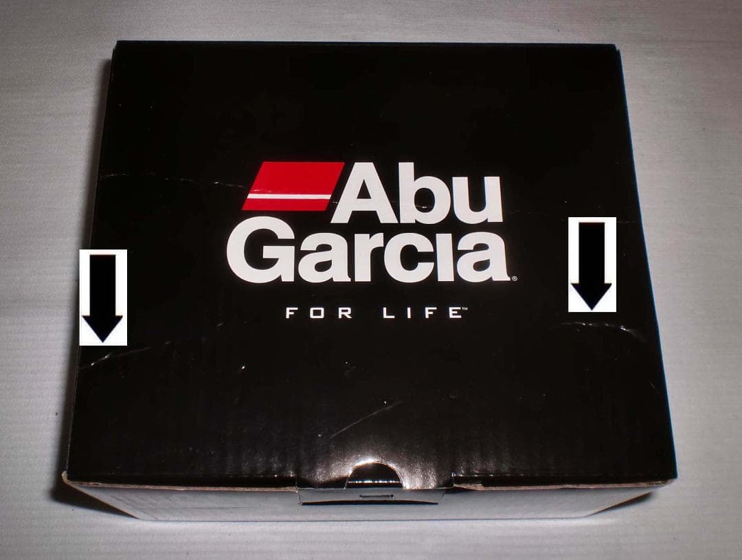 Ａｂｕ　オーシャンフィールドＢＧ［右巻］スペアハンドル付　新品（※箱折り目有り）