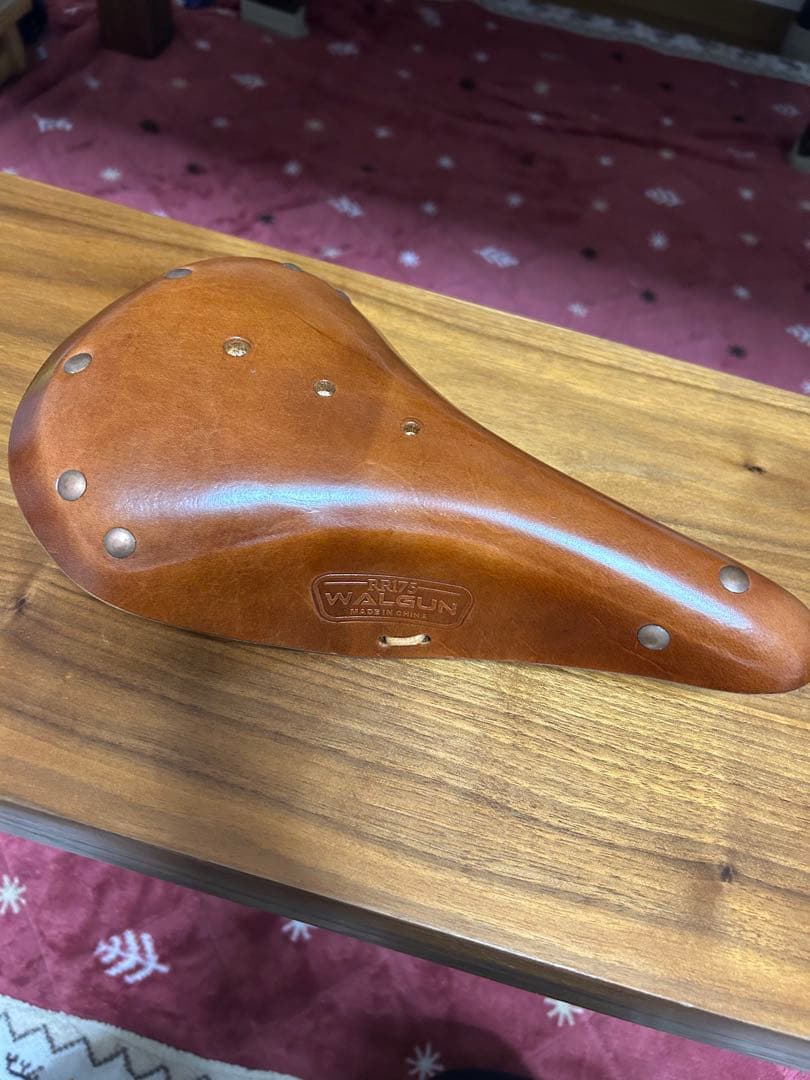 隣*ス様 最安　BLOOKS風　WALGUN ブラウンレザーサドル 新品　最安値