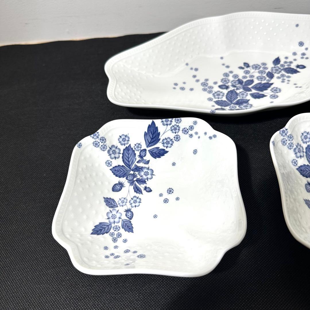 ★ウェッジウッド★ストロベリーブルームインディゴ　マルチディッシュセット　美品