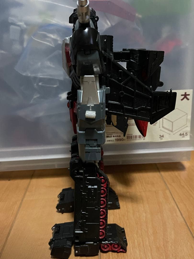 トランスフォーマー タイタンズリターン スカイシャドウ ブラックシャドー
