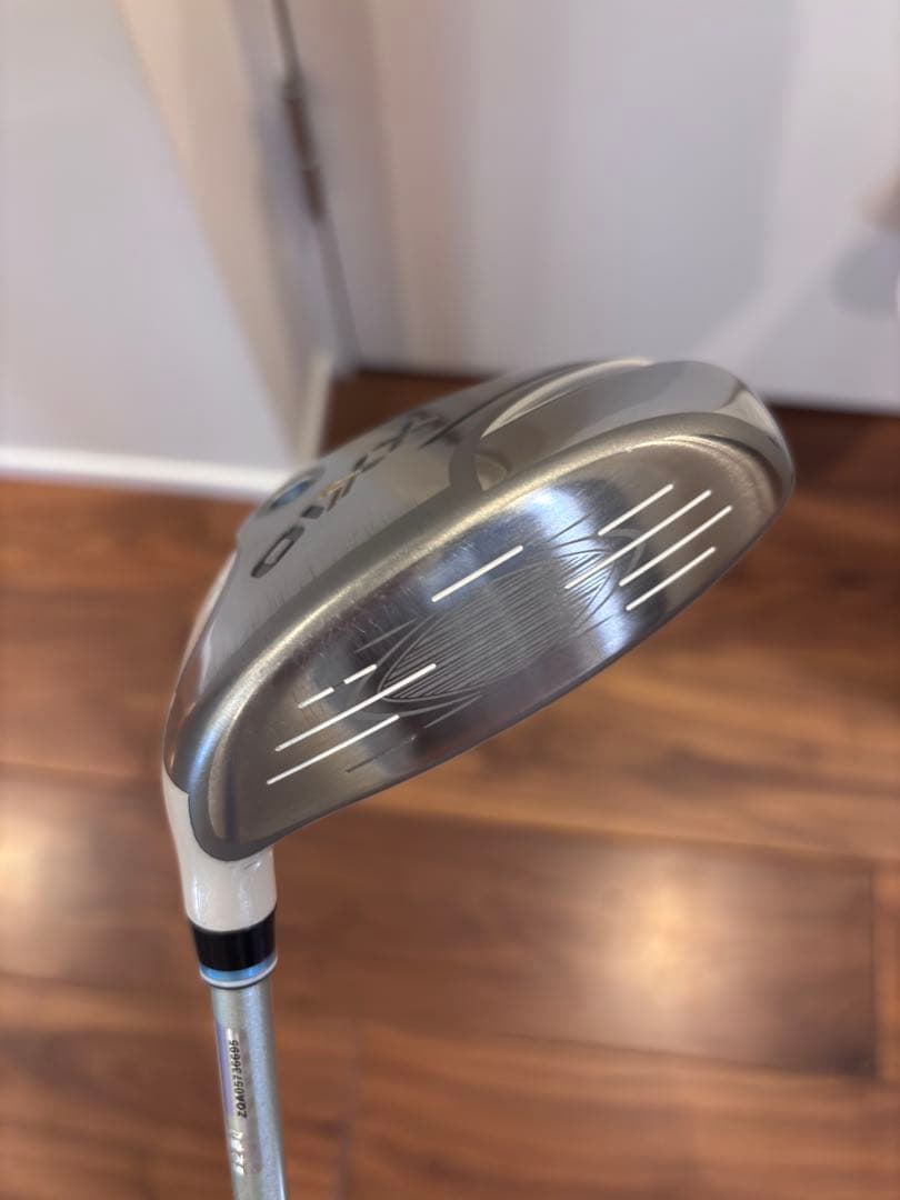 XXIO レディース3番ウッド 16度 カーボンシャフト 限定ホワイト