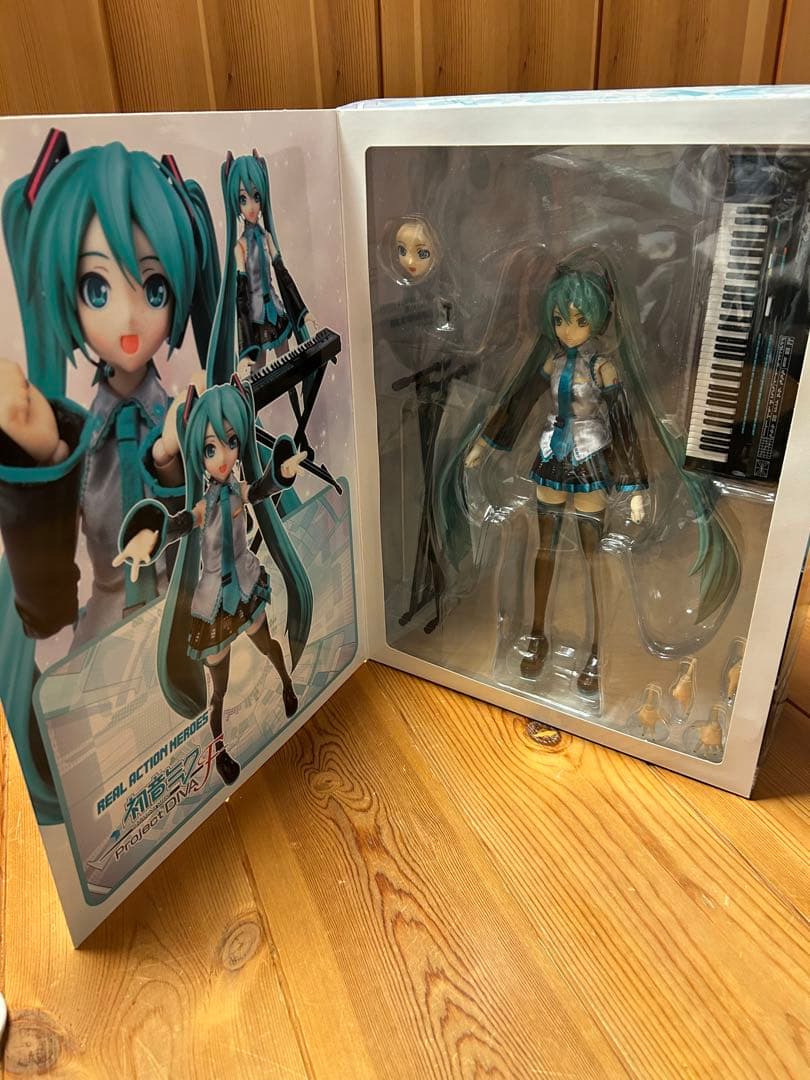 リアルアクションヒーローズ 初音ミク