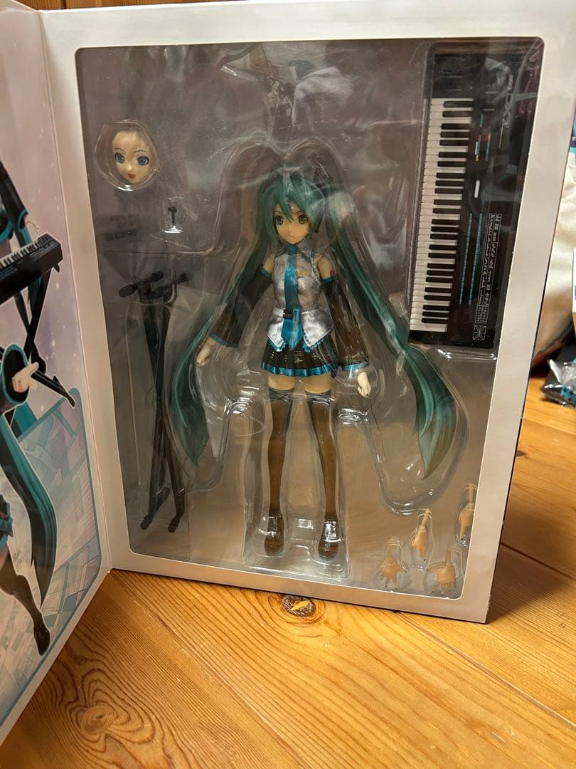 リアルアクションヒーローズ 初音ミク