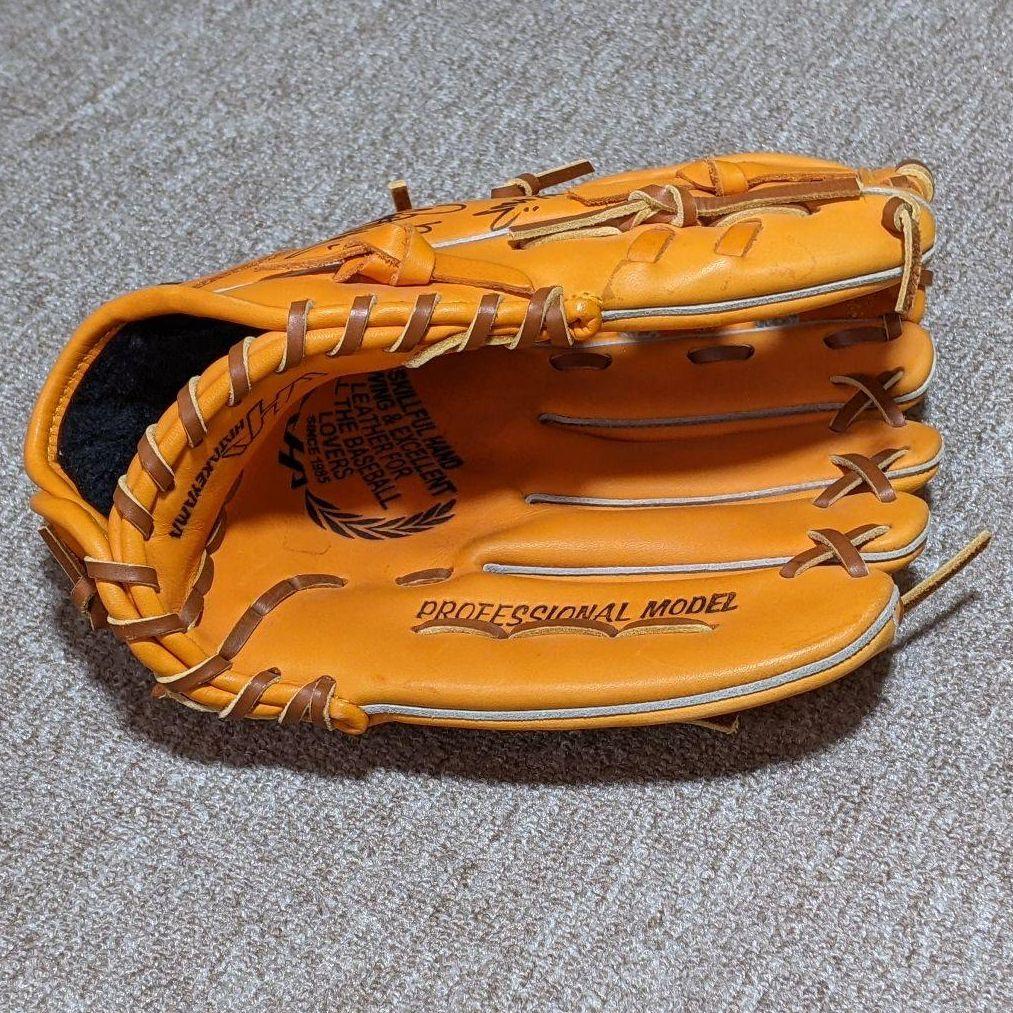 元阪神タイガース金本知憲さん直筆サイン入り　ハタケヤマ　軟式用グローブ