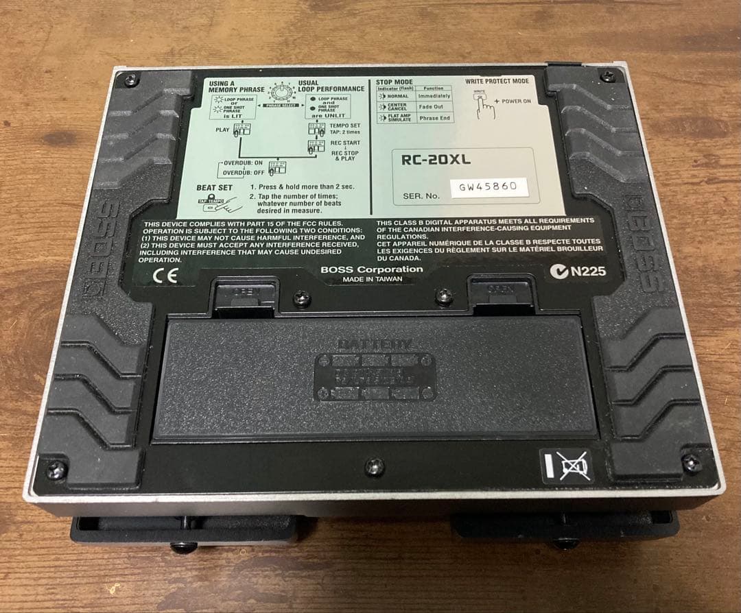 【美品】BOSS RC-20XL LOOP STATION ルーパー