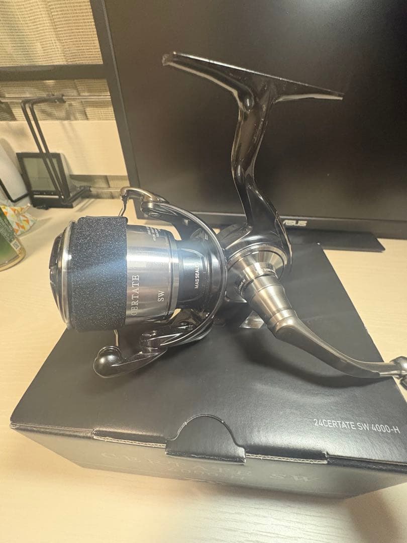 DAIWA 24CERTATE SW 4000-Ｈ　PE1.5号　300m