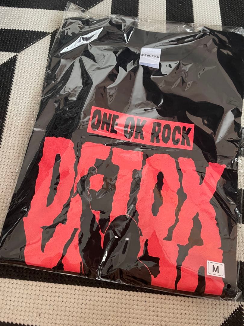 ONE OK ROCK DETOX JAPAN 2025 Tシャツ A サイズM