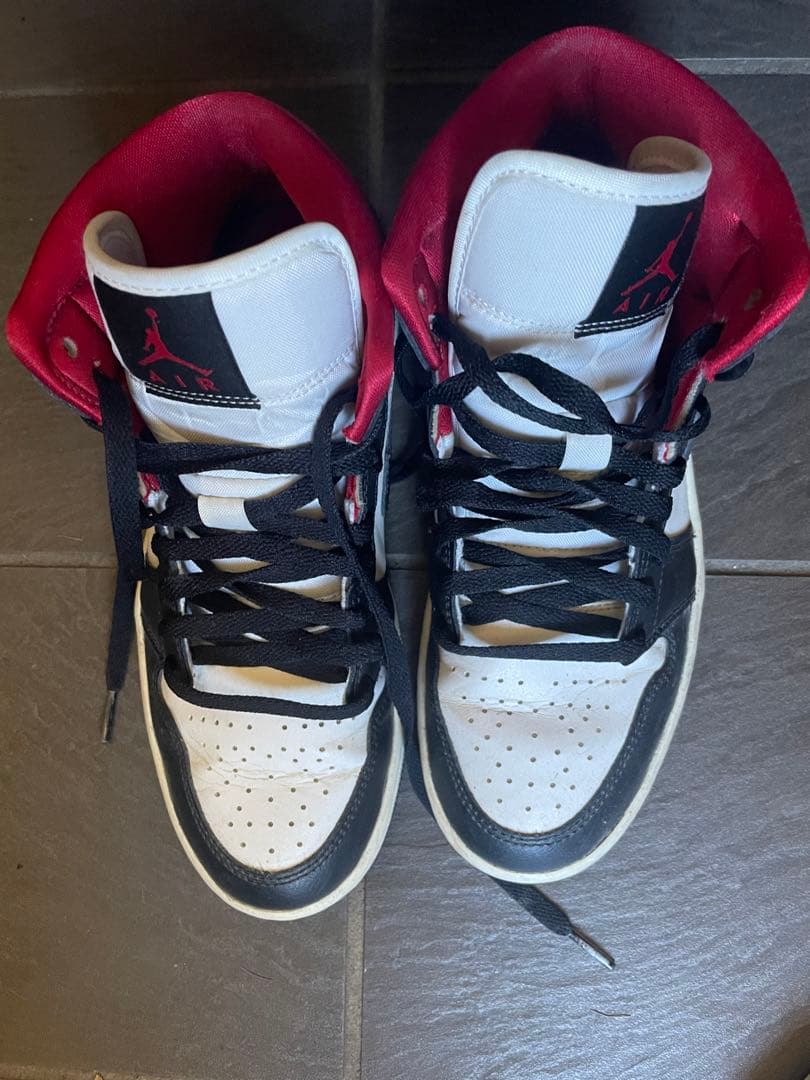 Nike Air Jordan 1 ホワイト/ブラック/レッド