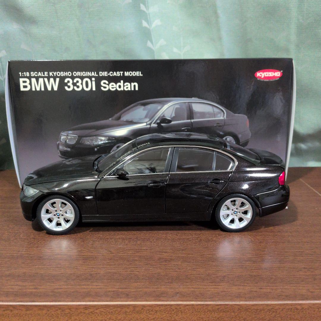  330i セダン　京商　1/18 希少　絶版　未使用