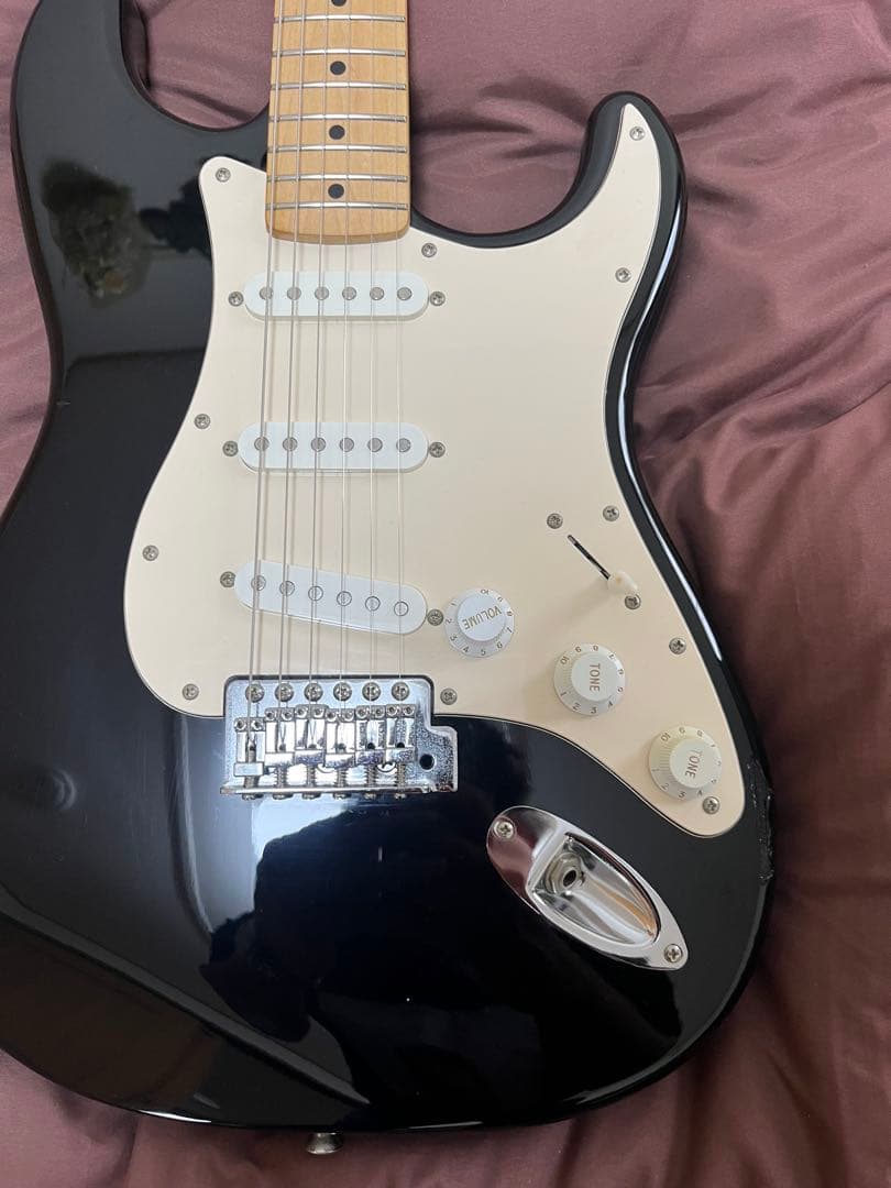 【調整済】スクワイア　Squier fender エレキギター　ストラト