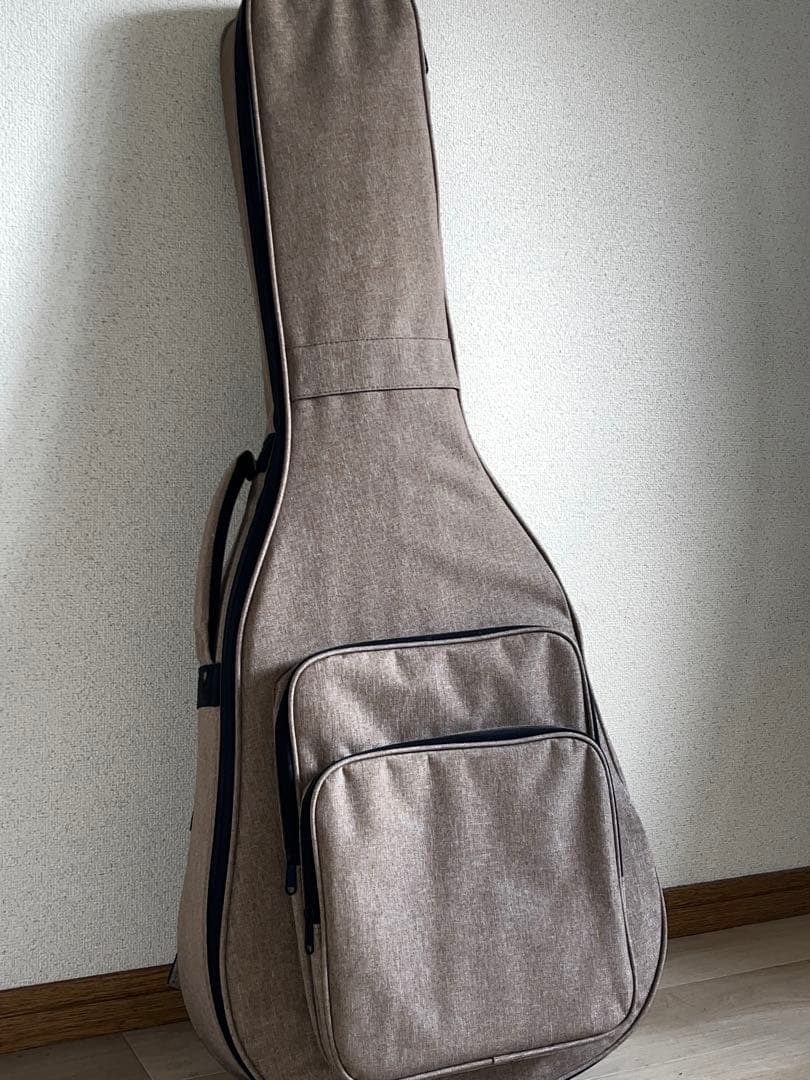 未使用品に近い　アコースティックギター サンバースト ギグバッグ付き