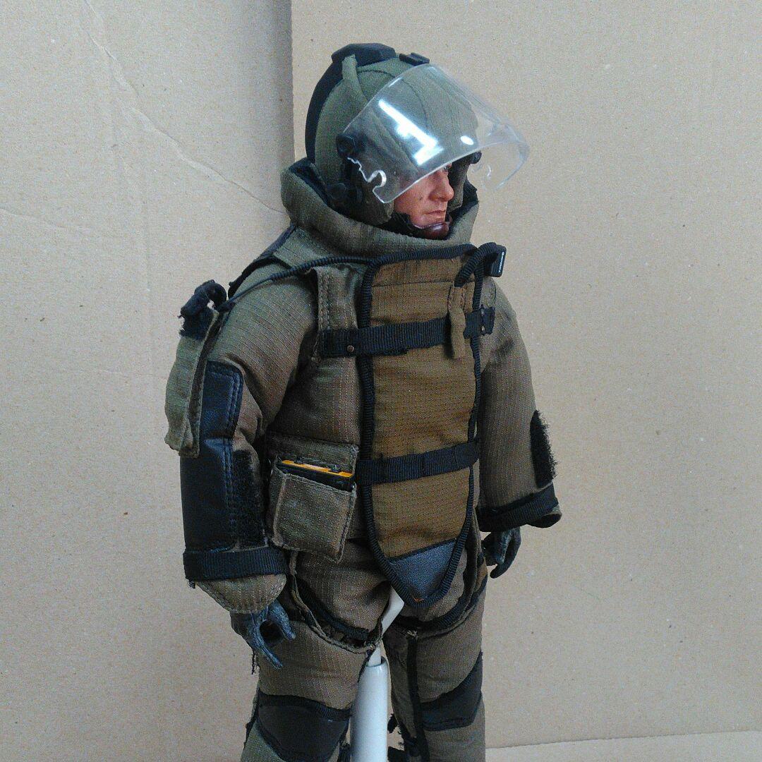 1/6　フィギュア　爆発物処理班　防爆スーツ