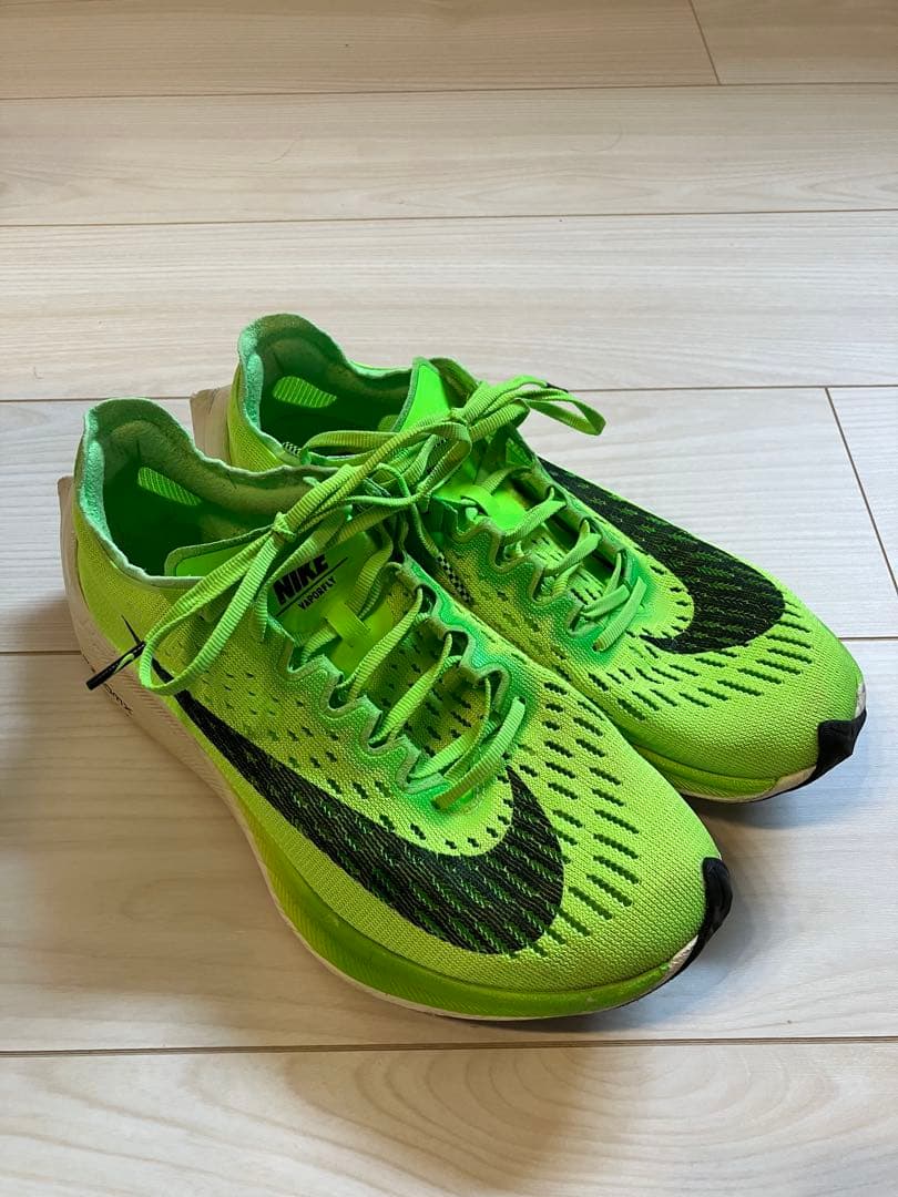 NIKE ヴェイパーフライ　ネクスト％