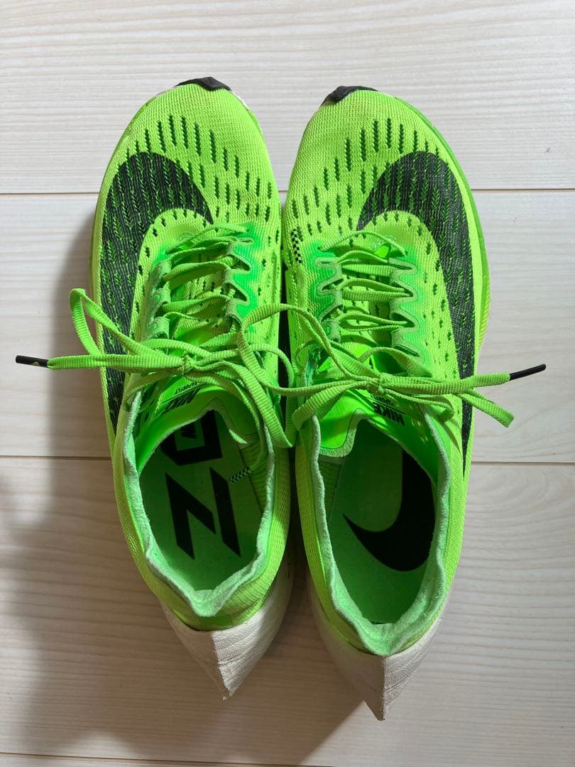 NIKE ヴェイパーフライ　ネクスト％