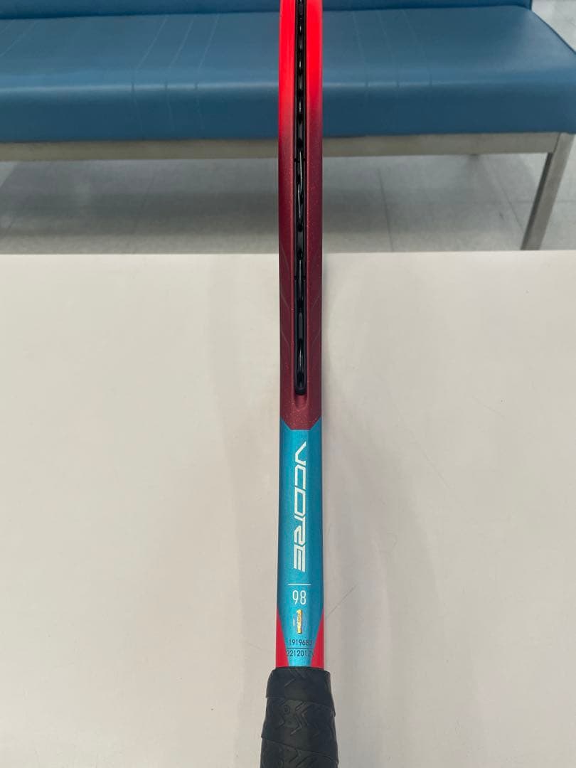 YONEX VCORE 98 テニスラケット レッド/ブルー